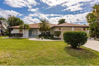 1424 Windsor Ct, Cape Coral, FL 33904 - Photo 1