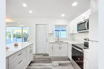 453 Palermo Cir, Fort Myers Beach, FL 33931 - Photo 12