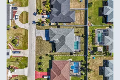 144 SE 19th Ter, Cape Coral, FL 33990 - Photo 32