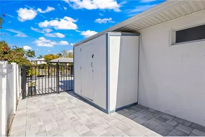 3446 Pinetree Dr, Saint James City, FL 33956 - Photo 46