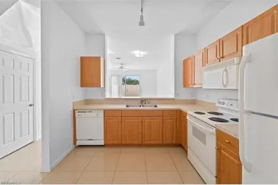 3637 Pine Oak Cir #105, Fort Myers, FL 33916 - Photo 14