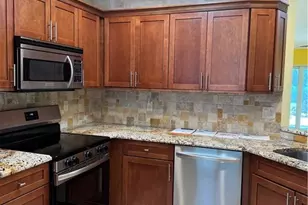 7762 Cameron Cir, Fort Myers, FL 33912 - Photo 10