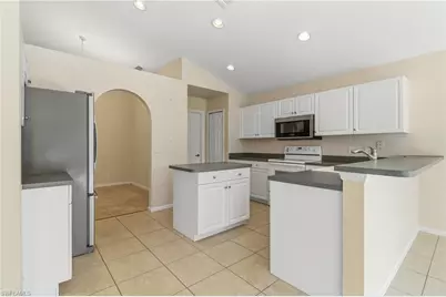 22860 Fountain Lakes Blvd, Estero, FL 33928 - Photo 14