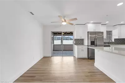 7162 Drake Dr, Fort Myers, FL 33908 - Photo 6