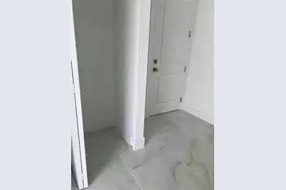 464 Eisenhower Blvd, Lehigh Acres, FL 33974 - Photo 4