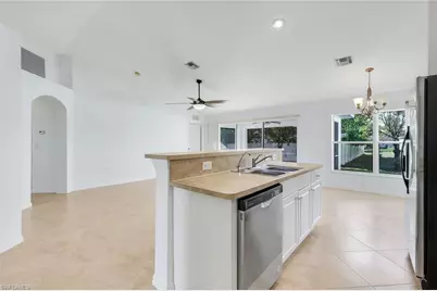 1706 NE 2nd Pl, Cape Coral, FL 33909 - Photo 14