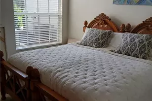 5877 3 Iron Dr, Naples, FL 34110 - Photo 10