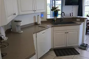 5877 3 Iron Dr, Naples, FL 34110 - Photo 2