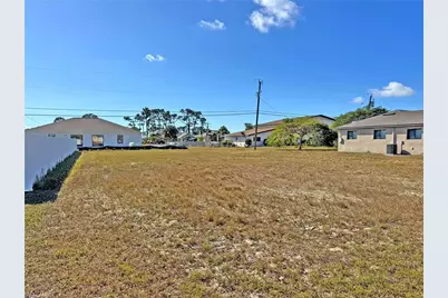 1130 SW Trafalgar Pkwy, Cape Coral, FL 33991 - Photo 4