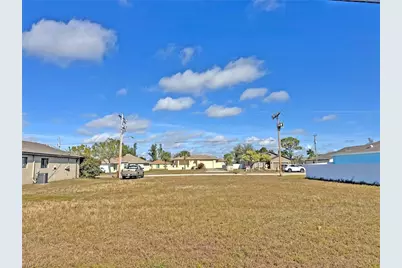 1130 SW Trafalgar Pkwy, Cape Coral, FL 33991 - Photo 6
