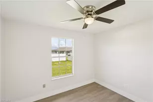 479 NE 2nd Pl, Cape Coral, FL 33909 - Photo 10