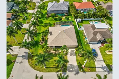 2116 SW 44th St, Cape Coral, FL 33914 - Photo 2