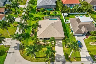2116 SW 44th St, Cape Coral, FL 33914 - Photo 2