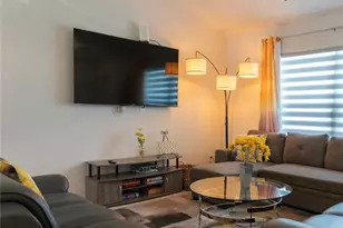 3318 SW 8th Pl, Cape Coral, FL 33914 - Photo 6