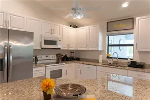 3318 SW 8th Pl, Cape Coral, FL 33914 - Photo 10