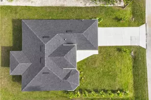 4006 5th St SW, Lehigh Acres, FL 33976 - Photo 8