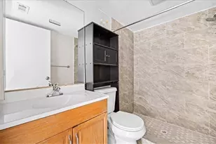 1126 SE 8th St, Cape Coral, FL 33990 - Photo 24