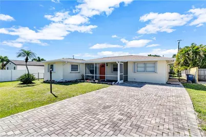 9795 Birr St, Fort Myers, FL 33919 - Photo 2