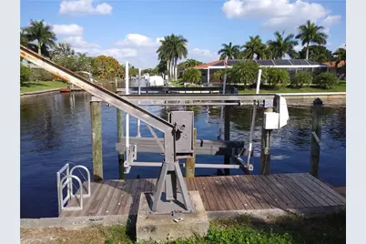 4975 Vincennes St #A, Cape Coral, FL 33904 - Photo 6