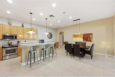 13924 Bently Cir, Fort Myers, FL 33912 - Photo 4