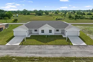 628 Falls Ln, Lehigh Acres, FL 33974 - Photo 2