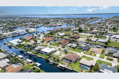 127 SW 52nd Ter, Cape Coral, FL 33914 - Photo 1
