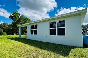 2812 49th St SW, Lehigh Acres, FL 33976 - Photo 6