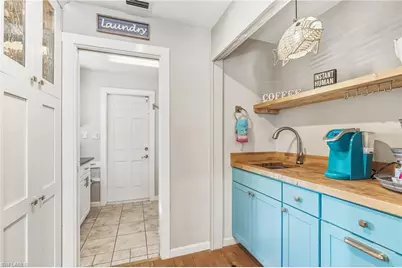 2905 SE 22nd Pl, Cape Coral, FL 33904 - Photo 14