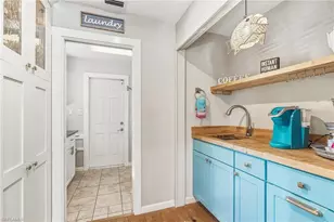 2905 SE 22nd Pl, Cape Coral, FL 33904 - Photo 14