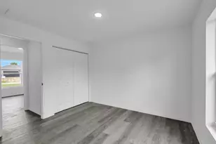 382 McArthur Blvd, Lehigh Acres, FL 33974 - Photo 10