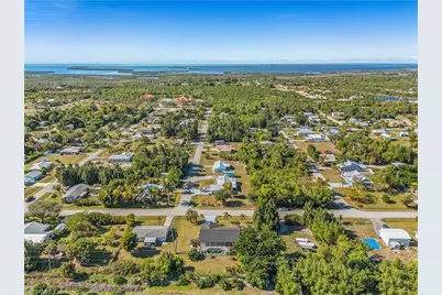 12184 Dolphin Rd, Bokeelia, FL 33922 - Photo 22