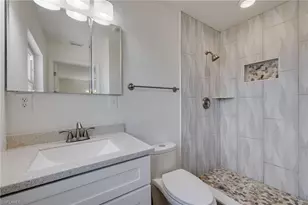 7171 Drake Dr, Fort Myers, FL 33908 - Photo 14