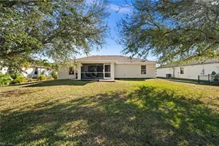 844 NE 6th Pl, Cape Coral, FL 33909 - Photo 34