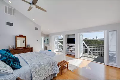 479 Lagoon Dr, Sanibel, FL 33957 - Photo 20