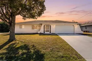 1914 SE 12th St, Cape Coral, FL 33990 - Photo 1