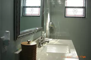 17880 Dracena Cir, North Fort Myers, FL 33917 - Photo 12