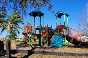 15459 Laguna Hills Dr, Fort Myers, FL 33908 - Photo 36