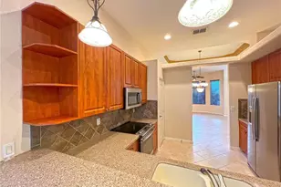 15459 Laguna Hills Dr, Fort Myers, FL 33908 - Photo 4