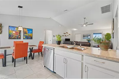 2725 NW 19th Pl, Cape Coral, FL 33993 - Photo 8