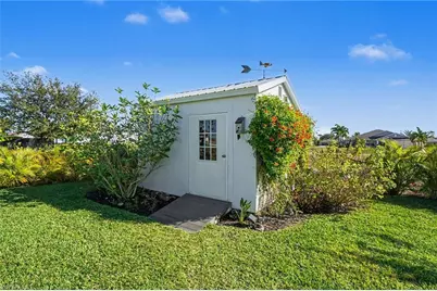 2725 NW 19th Pl, Cape Coral, FL 33993 - Photo 24