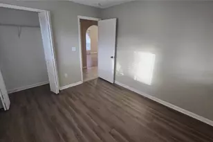 1012 SE 42nd Ln, Cape Coral, FL 33904 - Photo 8