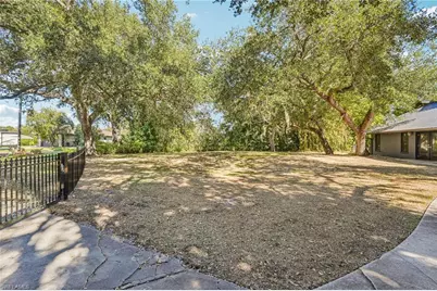 7280 Pelas Cir, North Fort Myers, FL 33917 - Photo 4