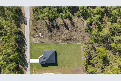 913 Oak Ave, Lehigh Acres, FL 33972 - Photo 36