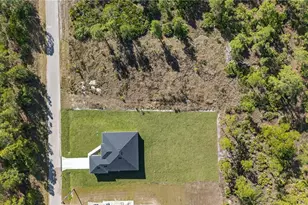 913 Oak Ave, Lehigh Acres, FL 33972 - Photo 36