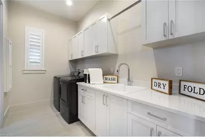 2523 Beach Pkwy W, Cape Coral, FL 33914 - Photo 26