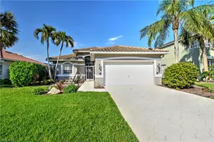 7715 Cameron Cir, Fort Myers, FL 33912 - Photo 2