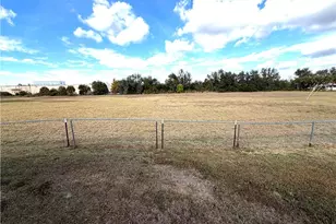 2800 Rustic Ln, North Fort Myers, FL 33917 - Photo 22