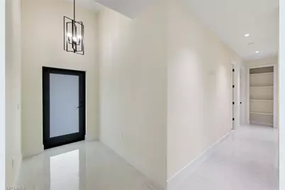 2212 NE 5th Pl, Cape Coral, FL 33909 - Photo 6