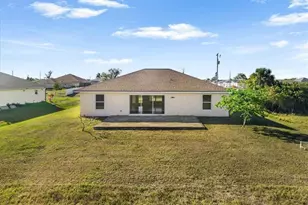 2009 NW 3rd Ave, Cape Coral, FL 33993 - Photo 28