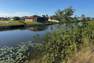 1016 NE 12th St, Cape Coral, FL 33909 - Photo 1